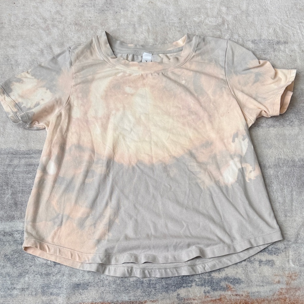 (041)Yogalicious Peach and Gray Short Sleeve Tee